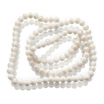 Намистини Натуральний Машанський Нефрит із Золотистим Напиленням, на нитках, Круглі, Білий, 4мм, Отвір 1мм, близько 85шт/38.5см/нитка, (13WB30113)