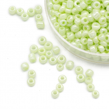 Koraliki Chińskie 12/0, Nieprzezroczysty Barwiony, Zielony 971, Okrągłe, 100g (2WB28060)