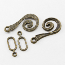 Zapięcie Hak Stop Metalu 25.5х13.5х1.5mm Otwór 2mm Kolor: Brązowy 10par (5WB7034)