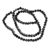 Koraliki Imitacja Austriackiego Kryształu, Szklane, Fasetowane Bicone, Czarne, 4x4mm, około 80szt/30cm/nić (5WB7654)
