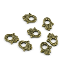 Намистини-рамки Металеві, Рука Фатіми, Колір: Бронза, Розмір: 15.5х13х3мм, Отвір 1мм, Діаметр всередині 5мм, (14WB7469)