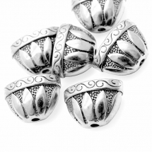 Конус Шапочки для Бусин, Металеві, Колір: Античне Срібло, Розмір: 14х20х12мм, Отвір 2.5мм, (Q5WB1605)