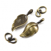 Zapięcie Hak Liść Mosiądz 33х13х3mm Otwór 1mm и 3х3mm Kolor: Brązowy 2szt (13WB16351)