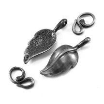 Zapięcie Hak Liść Mosiądz 33х13х3mm Otwór 1mm и 3х3mm Kolor: Broń stalowa 2szt (13WB16354)