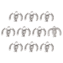 Zawieszka Stop Metalowy 17x20x2mm Otwór 1.5mm Kolor:Srebro 10szt (13WB19925)