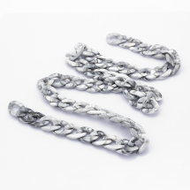 Łańcuszek Akrylowy Niespawany 29x21x6mm Kolor: Szary Długość łańcuszka: 1m (13WB23688)