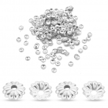 Шапочки для Намистин Залізні, Квітка, Колір: Срібло, Розмір: 5х1.5мм, Отвір 1мм, близько 410шт/10г, (13WB26209)