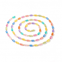 Łańcuszek z Koralikami Metal i Akryl 5x8.5-9mm Kolor: Złoto Długość łańcuszka 1m (13WB28393)