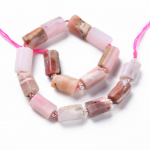 Намистини Натуральний Рожевий Опал Колонка Гранені, 8-11х6-8х5-7мм, Отвір 1мм, близько 15шт/17см/нитка, (13WB28647)
