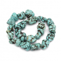 Koraliki Naturalne Howlit, Bryłki, Termobarwiony, Turkusowy, 10-22x10-15x5-10mm, około 15szt/23cm (13WB22770)