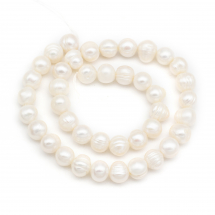 Перли Натуральний Прісноводний Намистини Круглий Клас А, Білий, 8-9мм, Отвір 0.5мм, близько 40шт/32см/нитка, (13WB27385)