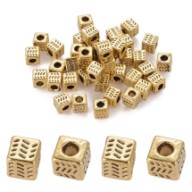 Koraliki Dystansowe Styl Tybetański, Stop, Kostki, Antyczne Złoto, 4.5x4.5x4.5mm, Otwór 2.5mm, 50szt (5WB5013)