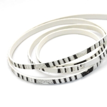 Sznurek ze Sztucznej Skóry Dekoracyjny Biały, 5x2mm, 1.2m/szt (14WB9083)